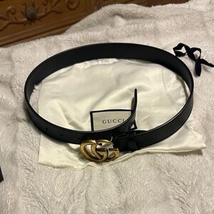 Gucci Black Leather Belt with Antiqued Gold Double G Buckle
